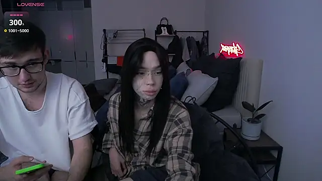 Tanya M online show from April 19, 2026, 12:17 pm