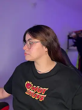 Snapshot of Yuli_zuha chatting on December 7, 2024, 1:19 am Yuli zuha online show from December 7, 2024, 1:19 am