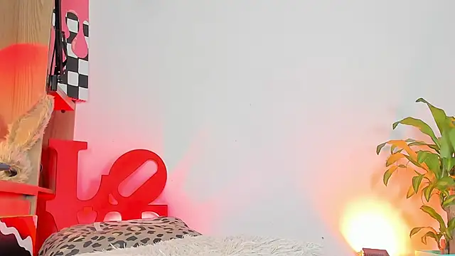 adelarangel online show from November 19, 2025, 12:10 am