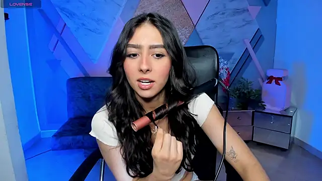 Snapshot of Danielacossio chatting on March 11, 2025, 9:34 am Danielacossio online show from March 11, 2025, 9:34 am