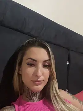 hotskinny1 online show from March 3, 2025, 3:49 am