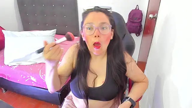 ValeriSimmons online show from January 22, 2025, 1:10 am