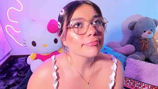 Snapshot of Isa_belaa chatting on February 3, 2026, 2:53 am Isa belaa online show from February 3, 2026, 2:53 am