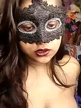 Hottyalia online show from December 28, 2024, 7:01 pm