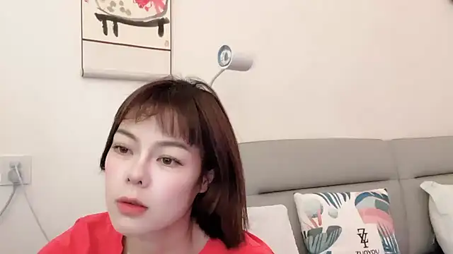 Snapshot of Linda-LL chatting on October 11, 2025, 4:57 am Linda-LL online show from October 11, 2025, 4:57 am