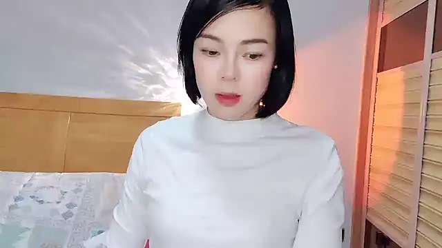 Linda-LL online show from February 9, 2025, 11:25 am