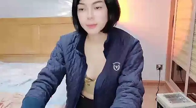 Linda-LL online show from February 12, 2025, 9:10 am