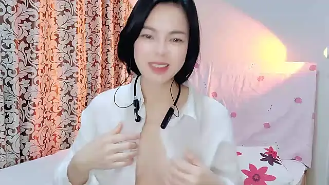 Linda-LL online show from March 3, 2025, 8:41 am