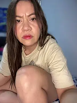 Iam  Cristal online show from March 3, 2025, 2:44 am