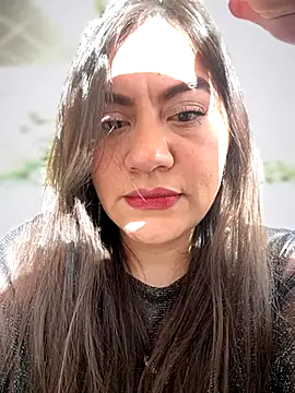 Snapshot of Iam__Cristal chatting on October 7, 2025, 9:27 pm Iam  Cristal online show from October 7, 2025, 9:27 pm