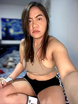 Snapshot of Iam__Cristal chatting on October 11, 2025, 12:11 am Iam  Cristal online show from October 11, 2025, 12:11 am