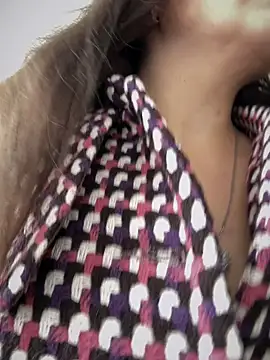 Snapshot of Iam__Cristal chatting on October 29, 2025, 9:03 pm Iam  Cristal online show from October 29, 2025, 9:03 pm