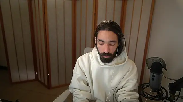 Snapshot of Your_Ice_cream chatting on October 12, 2025, 3:46 pm Your Ice cream online show from October 12, 2025, 3:46 pm