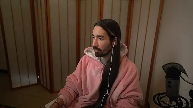 Snapshot of Your_Ice_cream chatting on October 25, 2025, 3:12 pm Your Ice cream online show from October 25, 2025, 3:12 pm