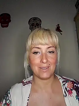 Snapshot of DesireSatler chatting on December 3, 2024, 12:30 am DesireSatler online show from December 3, 2024, 12:30 am