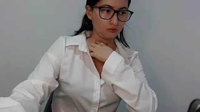 vanna 9 online show from October 18, 2025, 4:20 pm