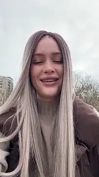 KikiWatson online show from March 28, 2026, 7:42 am