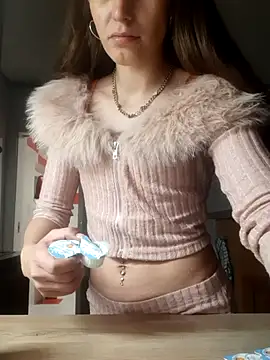 NataliaAmaru online show from November 21, 2025, 11:59 pm