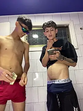 LatinBoysxxx online show from January 17, 2025, 9:17 am