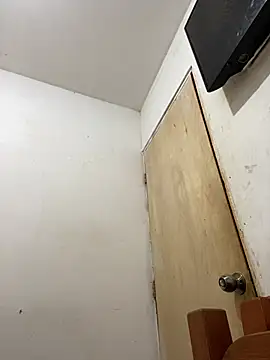 LatinBoysxxx online show from April 14, 2026, 8:14 pm