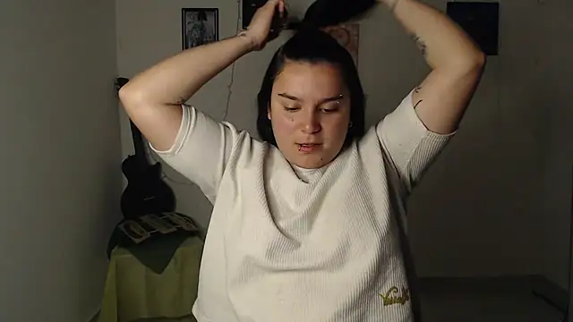 Snapshot of Nika_1_ chatting on September 19, 2025, 6:45 pm Nika 1  online show from September 19, 2025, 6:45 pm