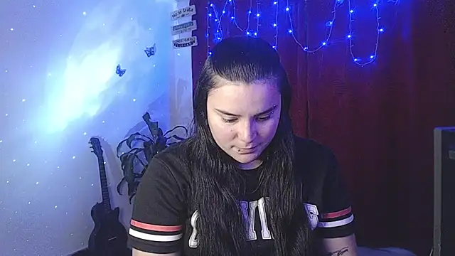 Snapshot of Nika_1_ chatting on September 25, 2025, 12:05 am Nika 1  online show from September 25, 2025, 12:05 am