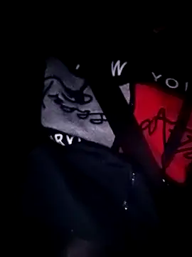 Escortfiuk online show from April 12, 2026, 12:25 am