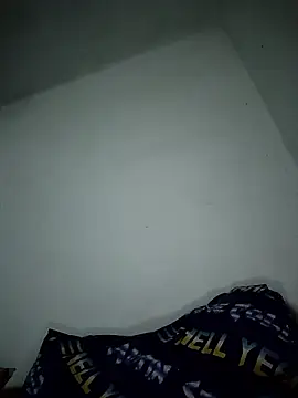 Escortfiuk online show from January 17, 2026, 3:10 am