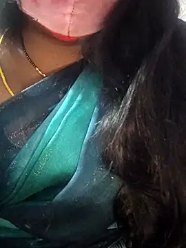 Snapshot of sana14 chatting on September 20, 2025, 5:40 pm sana14 online show from September 20, 2025, 5:40 pm
