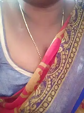 Snapshot of sana14 chatting on October 6, 2025, 7:42 am sana14 online show from October 6, 2025, 7:42 am