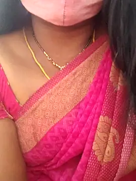 Snapshot of sana14 chatting on September 19, 2025, 9:35 am sana14 online show from September 19, 2025, 9:35 am