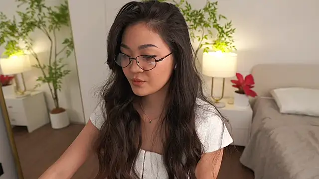 Peopleneedlove144 online show from March 29, 2026, 3:24 pm