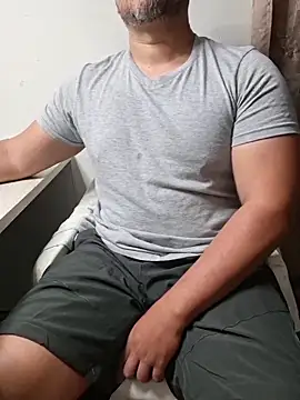 pob cam online show from February 12, 2026, 7:13 pm