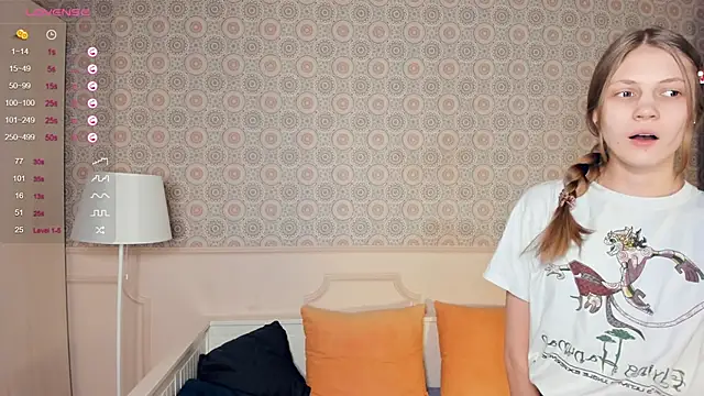 GlennaArras online show from December 15, 2024, 8:30 am