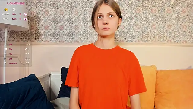 GlennaArras online show from December 11, 2024, 11:41 am