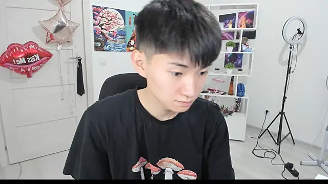 Snapshot of Miram_Yu chatting on September 23, 2025, 7:10 pm Miram Yu online show from September 23, 2025, 7:10 pm