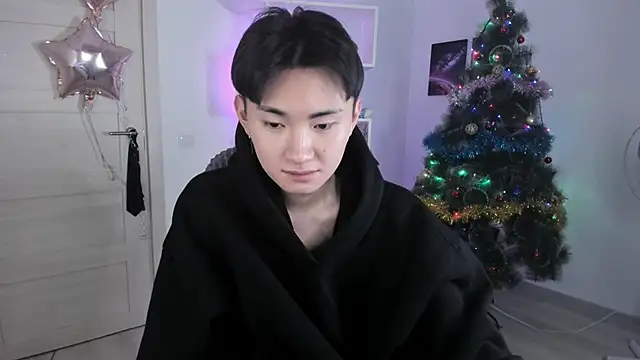 Snapshot of Miram_Yu chatting on January 2, 2025, 5:35 am Miram Yu online show from January 2, 2025, 5:35 am