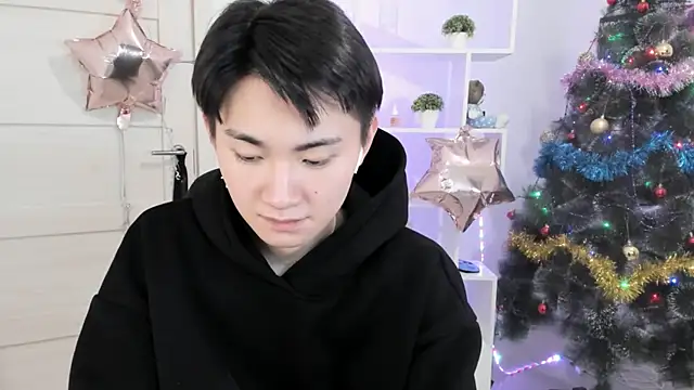 Snapshot of Miram_Yu chatting on December 18, 2024, 3:26 am Miram Yu online show from December 18, 2024, 3:26 am