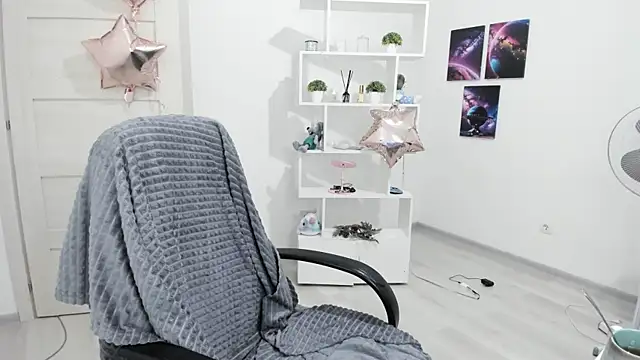 Snapshot of Miram_Yu chatting on March 12, 2025, 2:30 am Miram Yu online show from March 12, 2025, 2:30 am