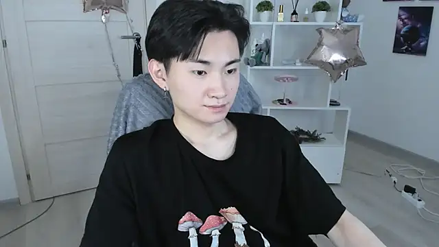 Snapshot of Miram_Yu chatting on January 25, 2025, 10:51 am Miram Yu online show from January 25, 2025, 10:51 am