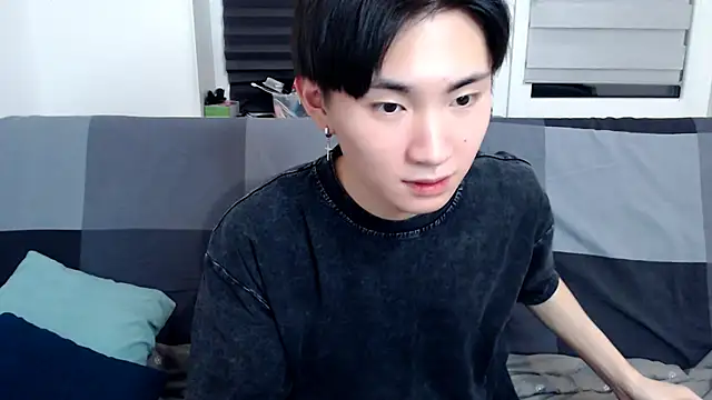 Snapshot of Miram_Yu chatting on January 26, 2025, 9:51 pm Miram Yu online show from January 26, 2025, 9:51 pm