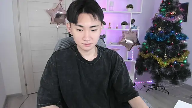 Snapshot of Miram_Yu chatting on December 26, 2024, 8:42 pm Miram Yu online show from December 26, 2024, 8:42 pm