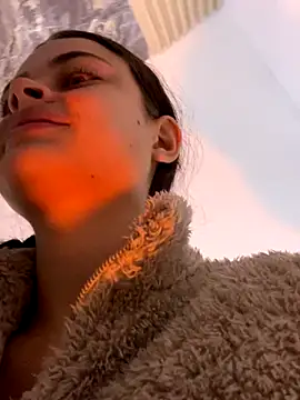 Snapshot of HannaRhodes chatting on September 28, 2025, 12:56 pm HannaRhodes online show from September 28, 2025, 12:56 pm