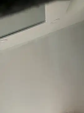 HannaRhodes online show from January 10, 2026, 12:33 pm