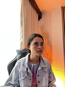 Snapshot of HannaRhodes chatting on September 19, 2025, 1:48 pm HannaRhodes online show from September 19, 2025, 1:48 pm