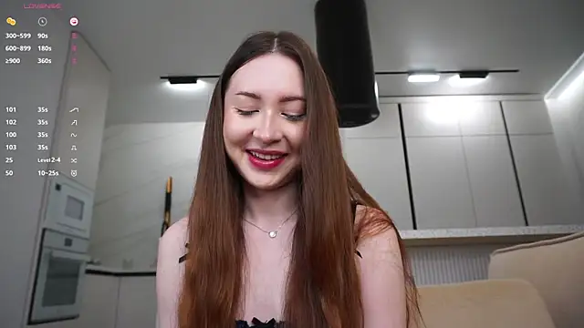 Snapshot of holyhee chatting on October 14, 2025, 9:15 pm holyhee online show from October 14, 2025, 9:15 pm