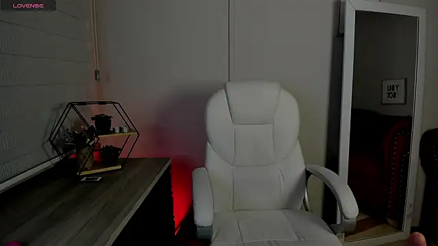  kylie  smith  online show from February 7, 2025, 12:09 am