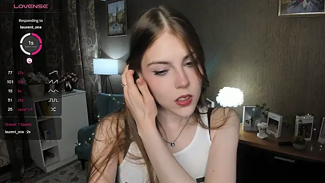 DarleneHatt online show from March 6, 2025, 9:20 pm