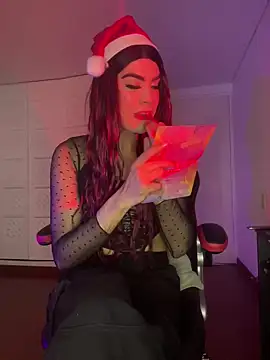 Mia Frank  online show from December 19, 2024, 8:55 pm