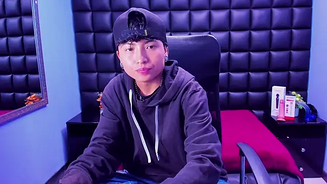 Im Mathias online show from October 3, 2025, 2:18 pm